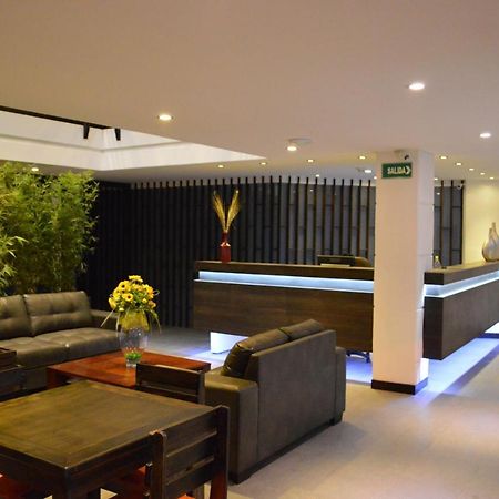 Hostal Delia Victoria Cuenca Buitenkant foto